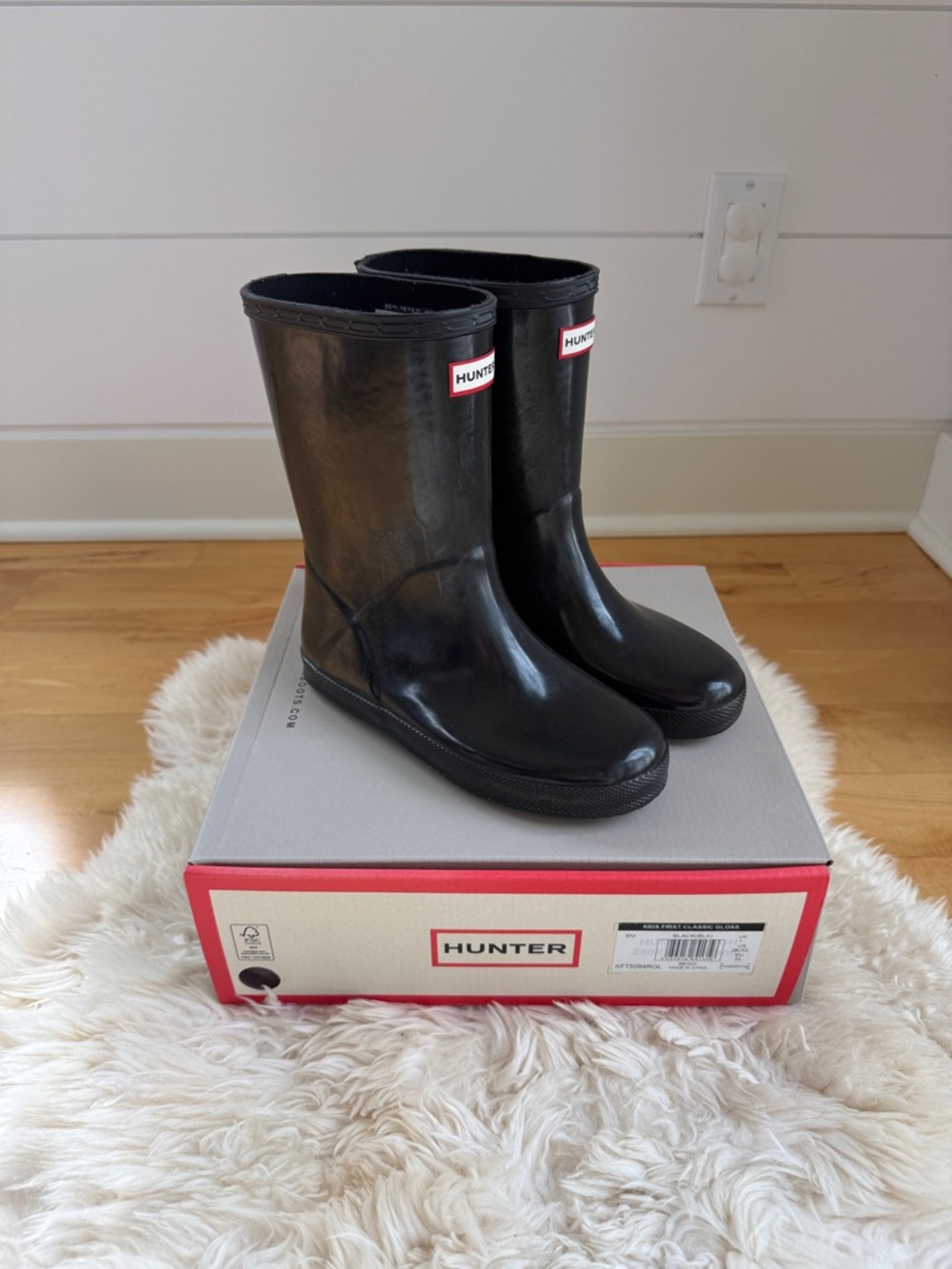 Hunter Black Rain Boots - Kids, size 3 girls